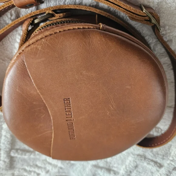 Portland Leather Honey Circle Bag - Picture 7 of 7